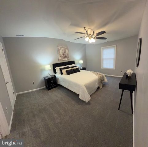 102 STONEHURST CT, New Castle, DE 19720
