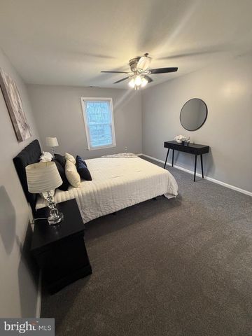 102 STONEHURST CT, New Castle, DE 19720