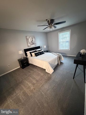 102 STONEHURST CT, New Castle, DE 19720
