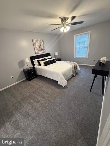 102 STONEHURST CT, New Castle, DE 19720