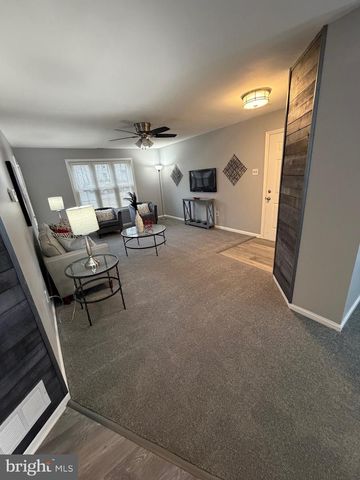 102 STONEHURST CT, New Castle, DE 19720