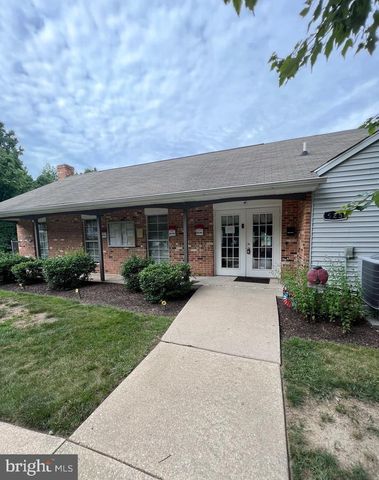 102 STONEHURST CT, New Castle, DE 19720