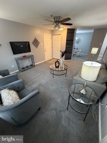 102 STONEHURST CT, New Castle, DE 19720