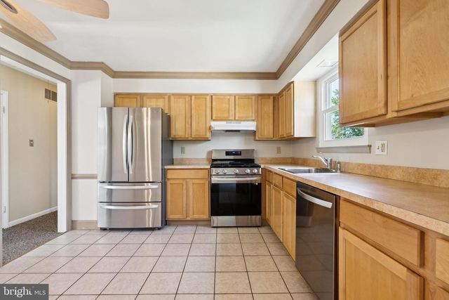 229 WATERFORD RD, Hammonton, NJ 08037