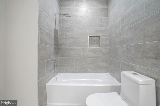 1201 N TAYLOR, Philadelphia, PA 19121