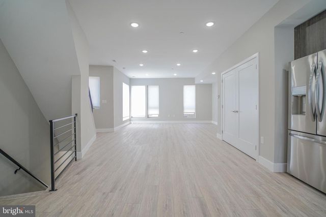 1201 N TAYLOR, Philadelphia, PA 19121