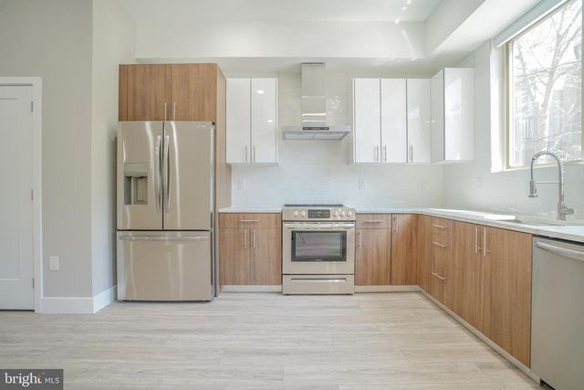 1201 N TAYLOR, Philadelphia, PA 19121