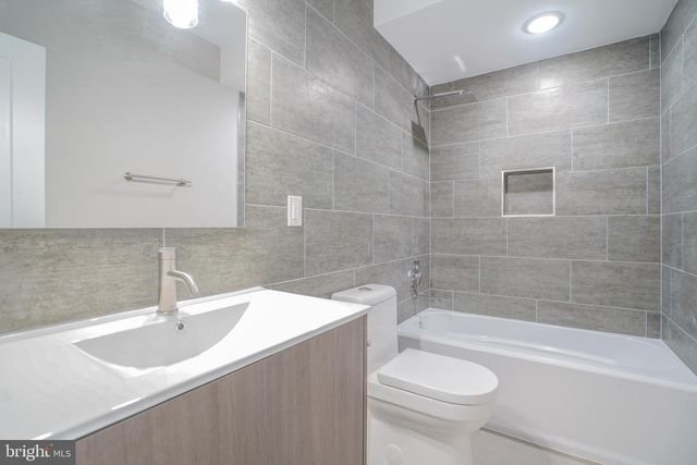 1201 N TAYLOR, Philadelphia, PA 19121