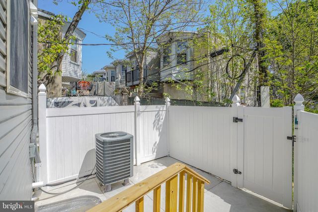 1201 N TAYLOR, Philadelphia, PA 19121
