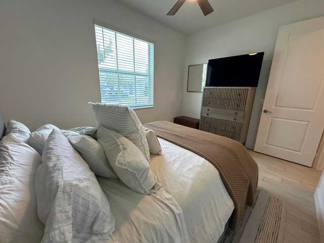 7036 Peters Lane, Delray Beach, FL 33446