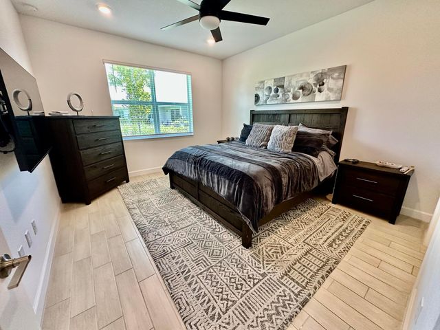 7036 Peters Lane, Delray Beach, FL 33446