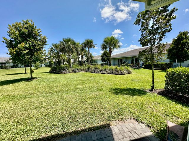 7036 Peters Lane, Delray Beach, FL 33446