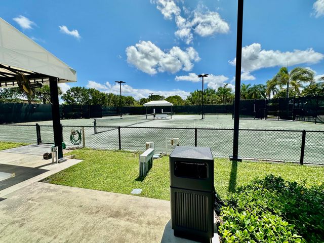 7036 Peters Lane, Delray Beach, FL 33446