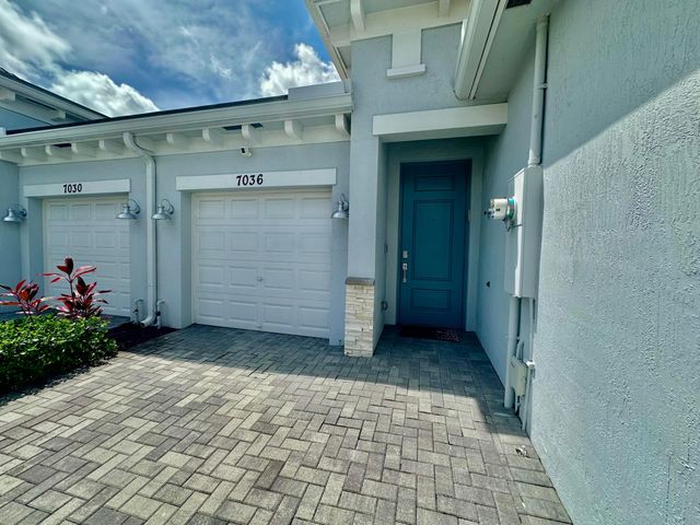 7036 Peters Lane, Delray Beach, FL 33446