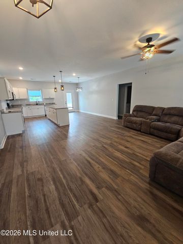 124 Deerfield Trace, Coldwater, MS 38618