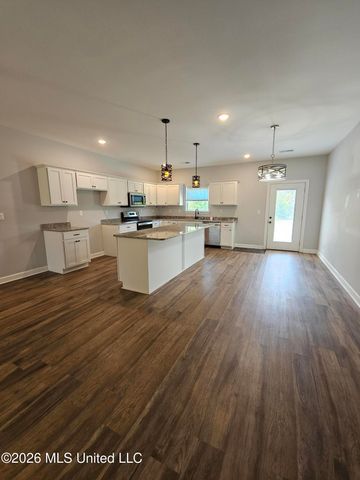124 Deerfield Trace, Coldwater, MS 38618