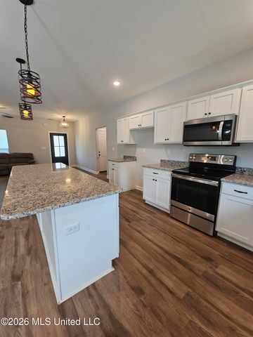 124 Deerfield Trace, Coldwater, MS 38618