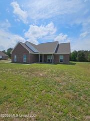 124 Deerfield Trace, Coldwater, MS 38618