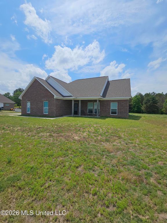 124 Deerfield Trace, Coldwater, MS 38618