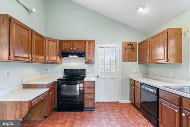 7087 WESTMORELAND DR, Warrenton, VA 20187