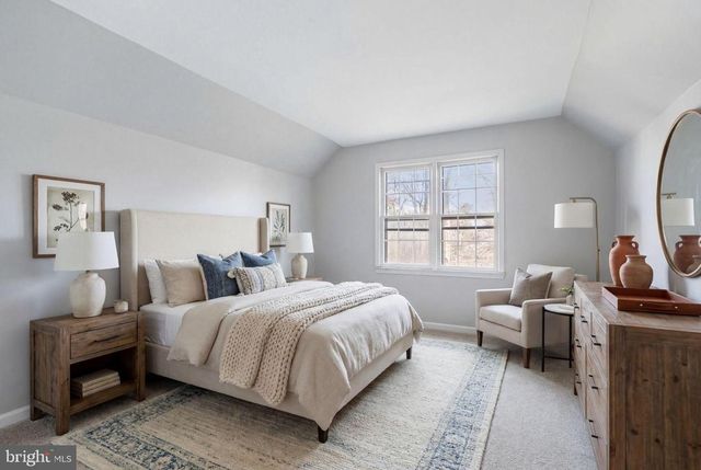 7087 WESTMORELAND DR, Warrenton, VA 20187