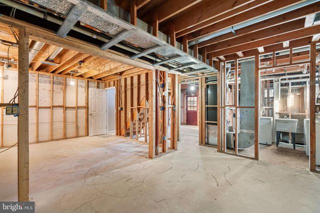 7087 WESTMORELAND DR, Warrenton, VA 20187