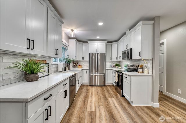 4828 SW Hunter Road, Port Orchard, WA 98367