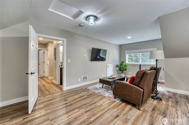 4828 SW Hunter Road, Port Orchard, WA 98367
