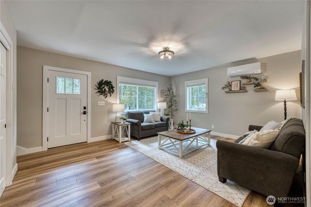 4828 SW Hunter Road, Port Orchard, WA 98367