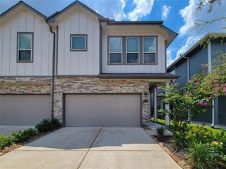 4743 Glen Isle Drive, Houston, TX 77009