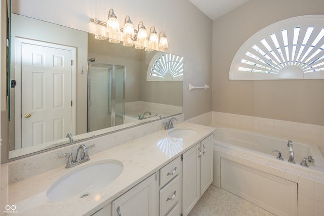 11179 Avery Row, Fishers, IN 46038