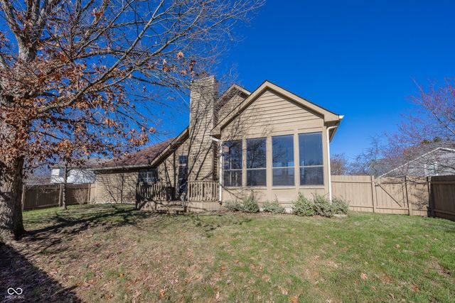 11179 Avery Row, Fishers, IN 46038