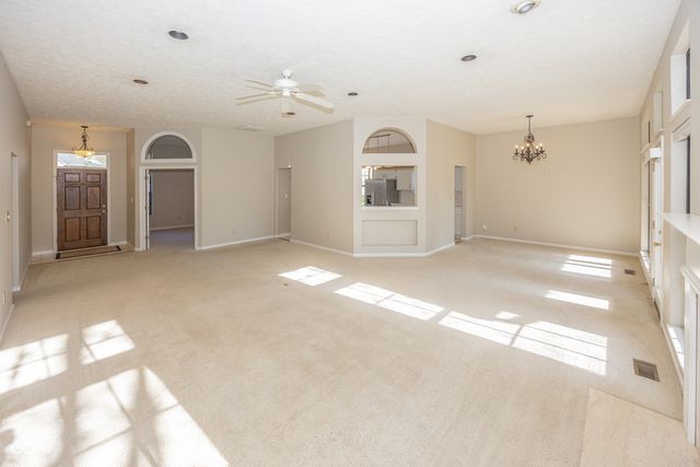 11179 Avery Row, Fishers, IN 46038