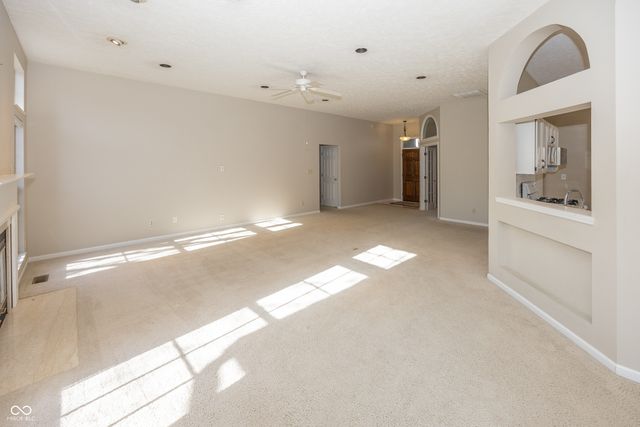 11179 Avery Row, Fishers, IN 46038