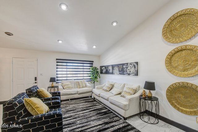 3342 N 80TH Avenue, Phoenix, AZ 85033