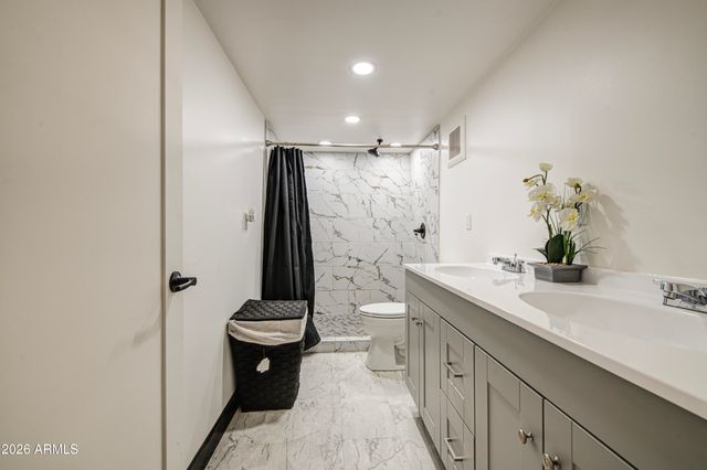 3342 N 80TH Avenue, Phoenix, AZ 85033