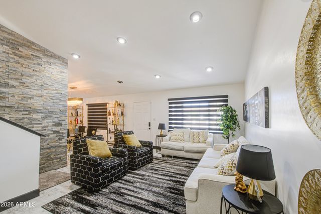 3342 N 80TH Avenue, Phoenix, AZ 85033