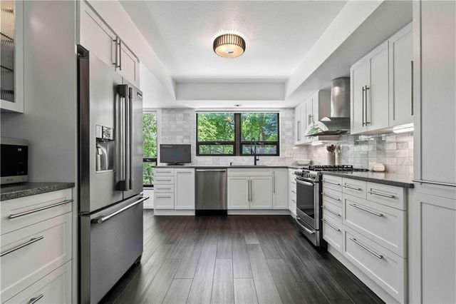 20413 Crickett Lane, Lenexa, KS 66220