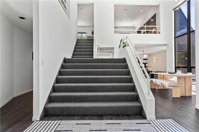 20413 Crickett Lane, Lenexa, KS 66220