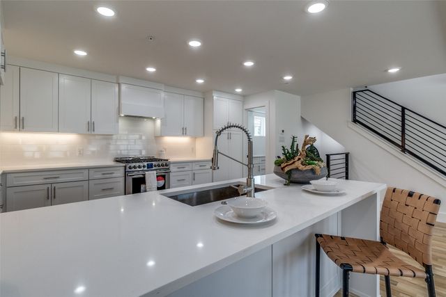 4701 San Jacinto Street 103, Dallas, TX 75204