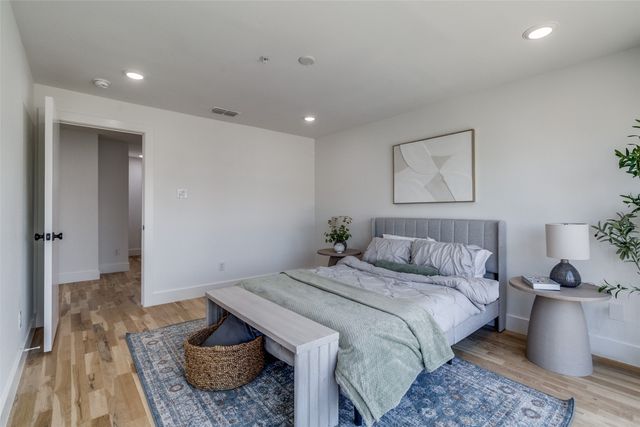 4701 San Jacinto Street 103, Dallas, TX 75204