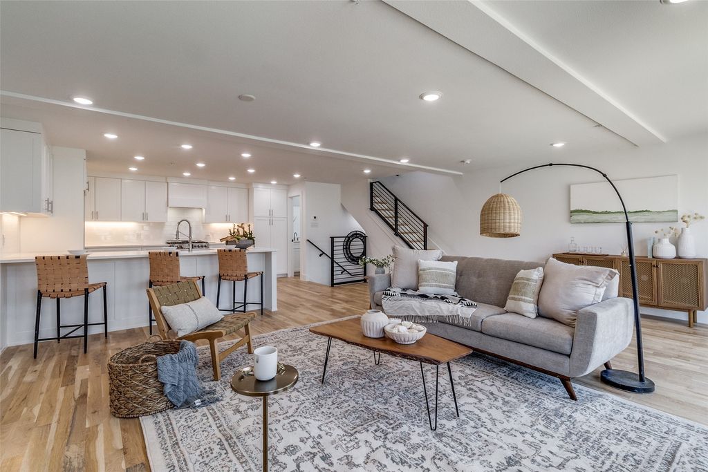 4701 San Jacinto Street 103, Dallas, TX 75204