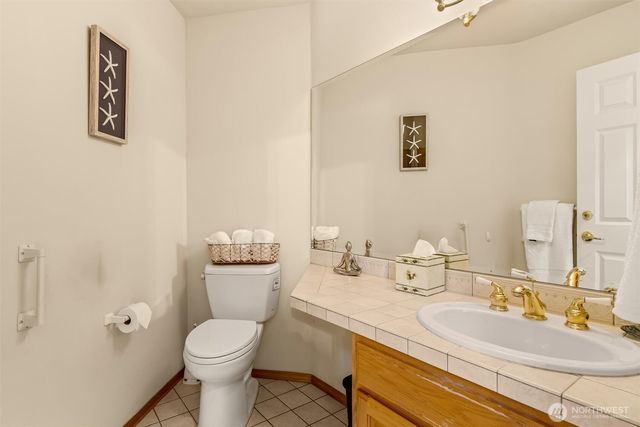 21807 87th Place W, Edmonds, WA 98026