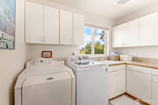 21807 87th Place W, Edmonds, WA 98026