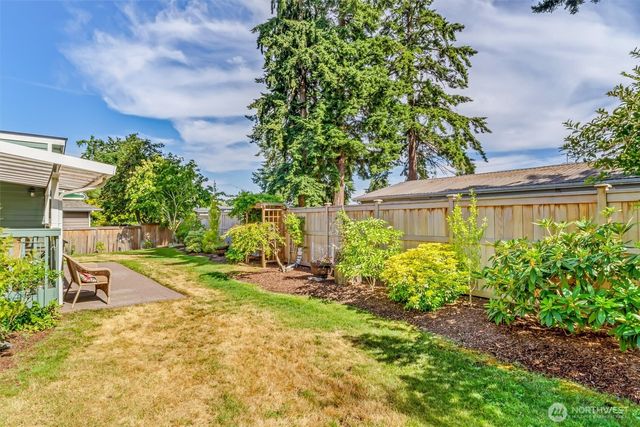21807 87th Place W, Edmonds, WA 98026