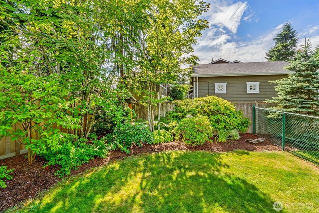 21807 87th Place W, Edmonds, WA 98026