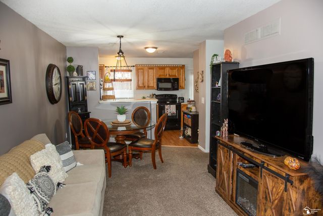 23462 Wagar Court, Brownstown Twp, MI 48183