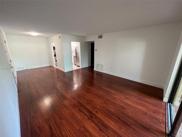 10415 N Kendall Drive B113, Miami, FL 33176