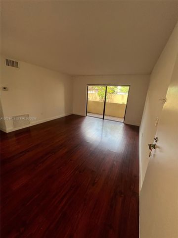 10415 N Kendall Drive B113, Miami, FL 33176