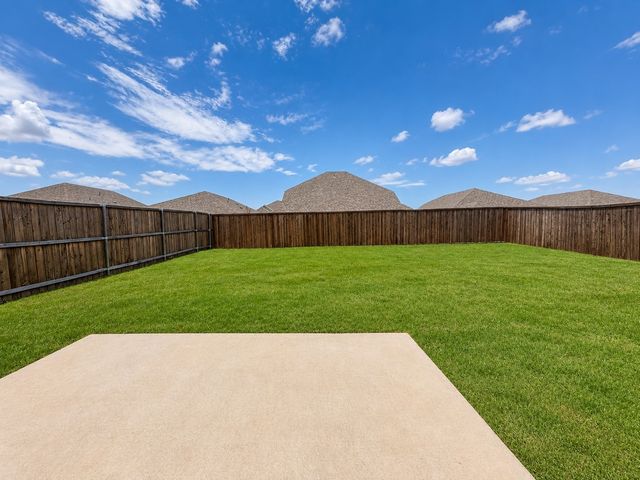 1704 Gold Mine Trail, Aubrey, TX 76227